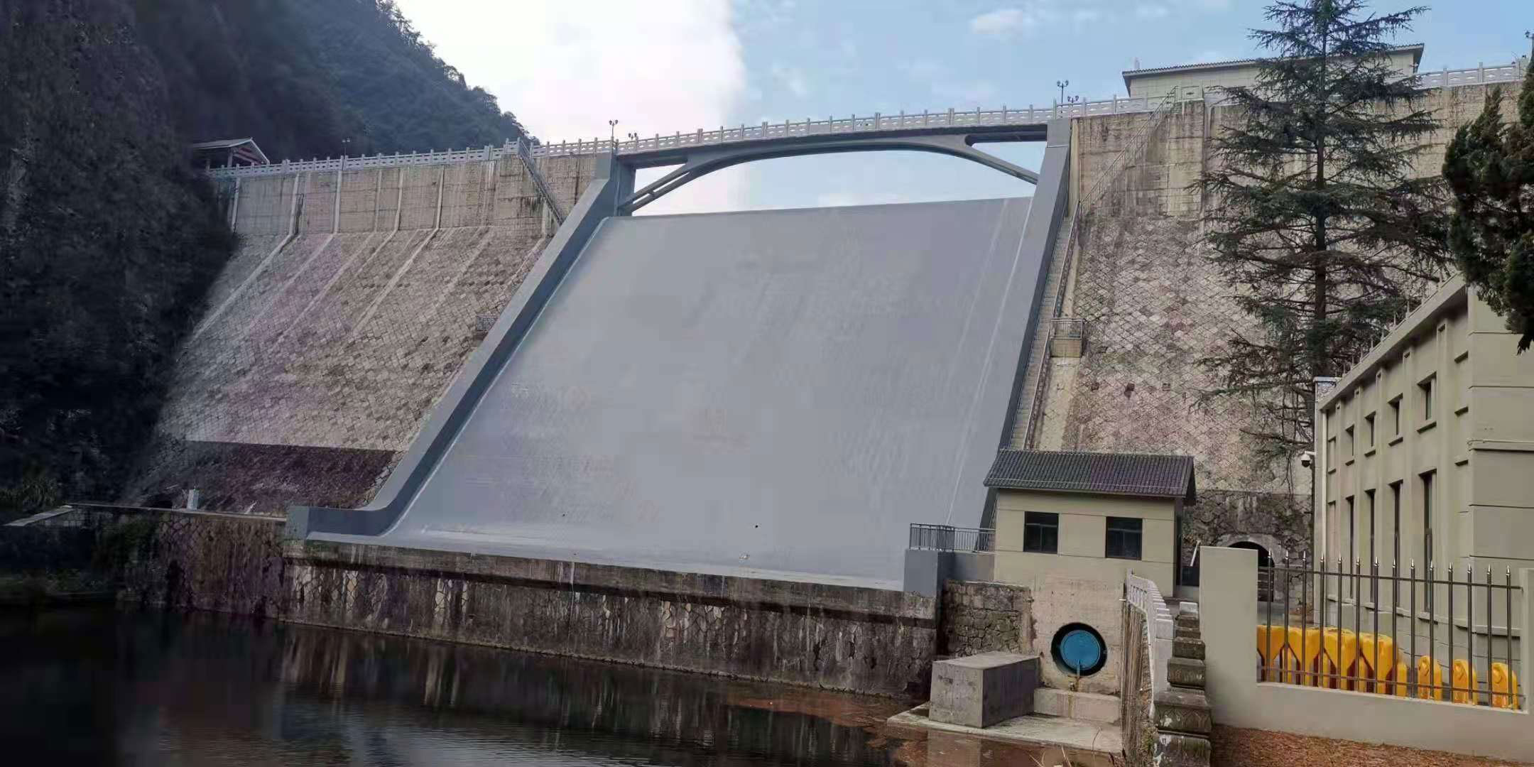 gszx-95-6.jpg gszx-95-6.jpg